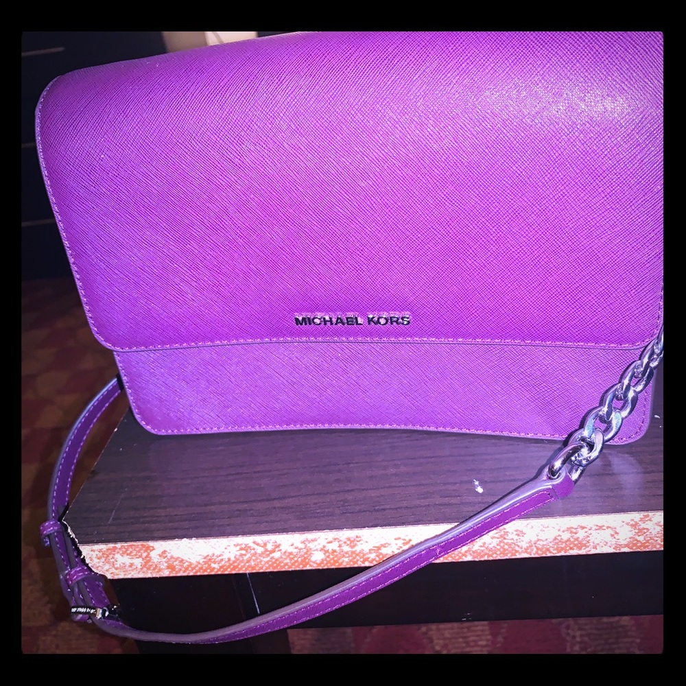 Michael Kors Daniela crossbody